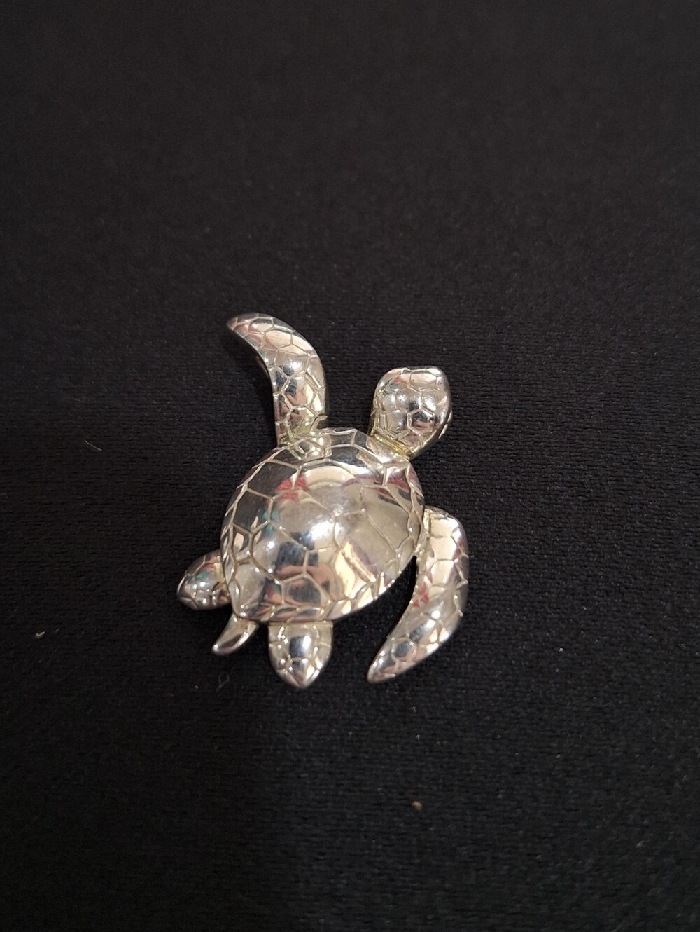 Sterling Silver Sea Turtle Pendant 925 Coastal Tourist Shop Ocean Jewelry - Picture 2 of 8